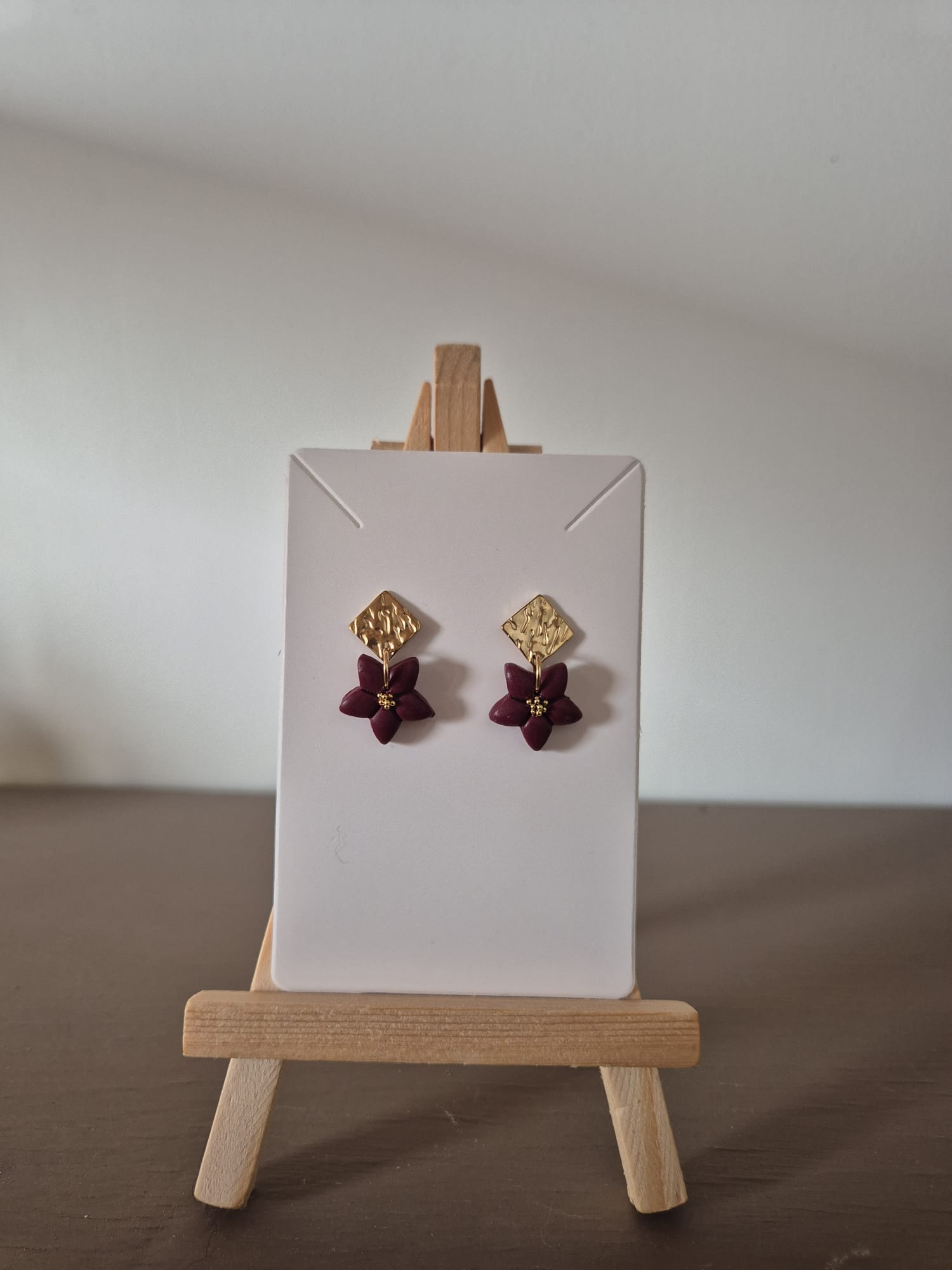 Boucles d'oreilles etoile mauve